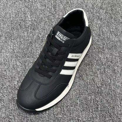 YONGJIA Winter leather head layer cowhide Gump shoes Fashion cotton shoes men's shoes All match flat comfortable sports casual shoes (85973-30) Thick base for autumn and winter