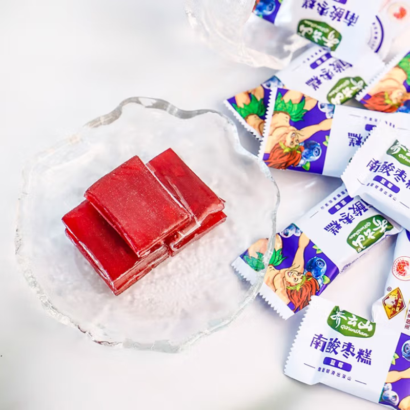 QIYUNSHAN  Blueberry Date Cake  sour and sweet preserved fruit  Wild Fruit VC  Sweet and sour, tough and smooth