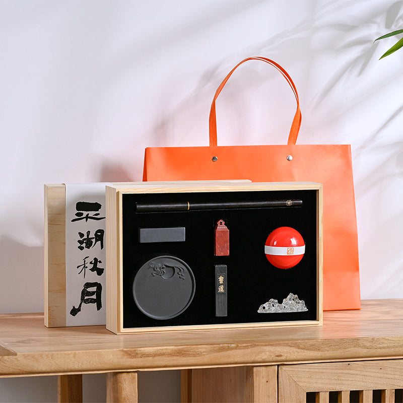XUANYAN Pinghu autumn moon   Primary custom gift box entry brush painting and calligraphy